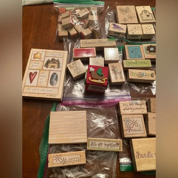 HUGE LOT of Assorted Rubber Stamps - Picture 5 of 12